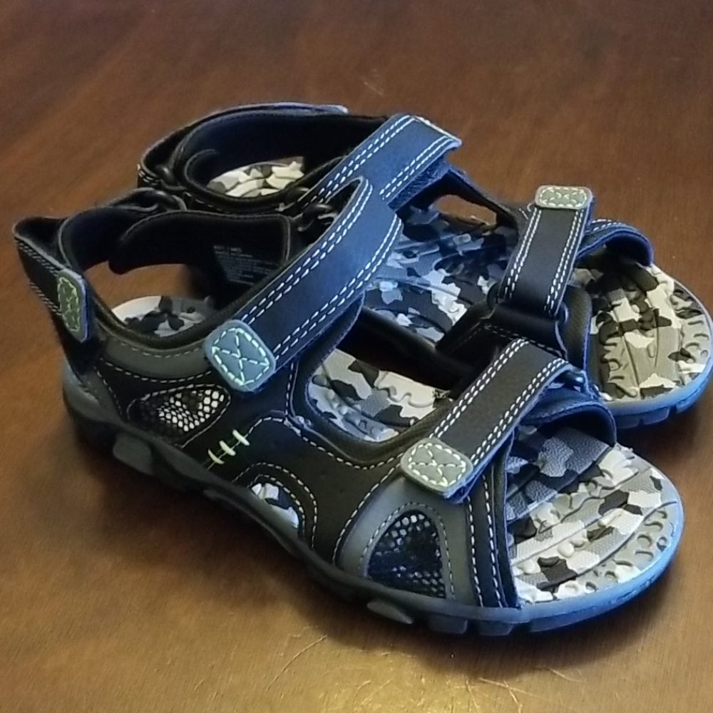 Boy sandals